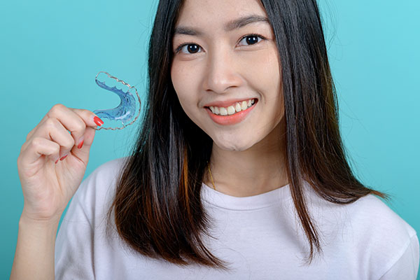Less Emergency Orthodontic Visits With Invisalign Than Braces from Aces Braces in Brooklyn, NY