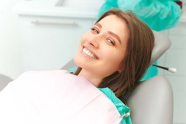 Teeth Straightening Options For Adults From An Orthodontist